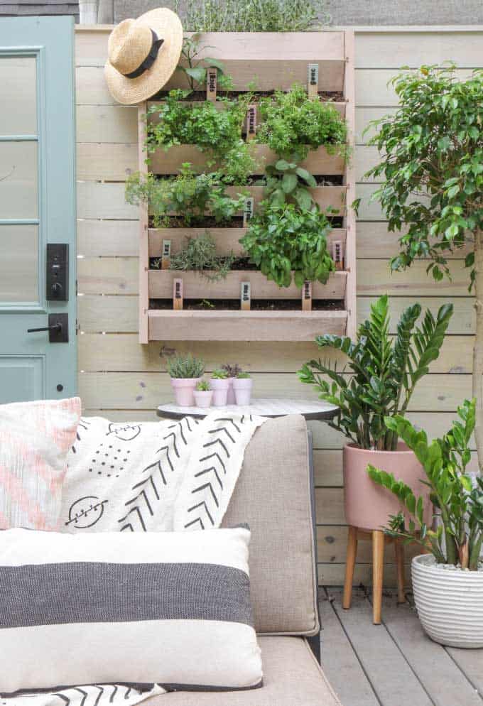 diy vertical herb garden